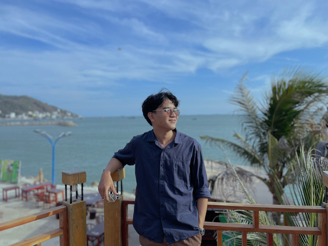 Lê Văn Việt